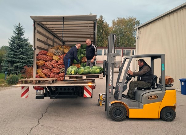 Župljani Vidovca prikupili oko 25 tona namirnica u ovogodišnjoj humanitarnoj inicijativi župnog Caritasa